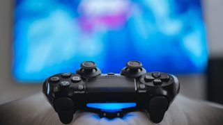 ゲームプログラマー・デバッガ―から社内SEへ転職！必要としている企業は多し！ 
